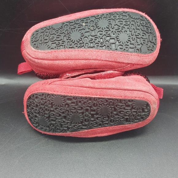 UGG TASMAN RED SUEDE SHEARLING INFANT BOOTS BOOTIES 4/5 - Picture 5 of 10